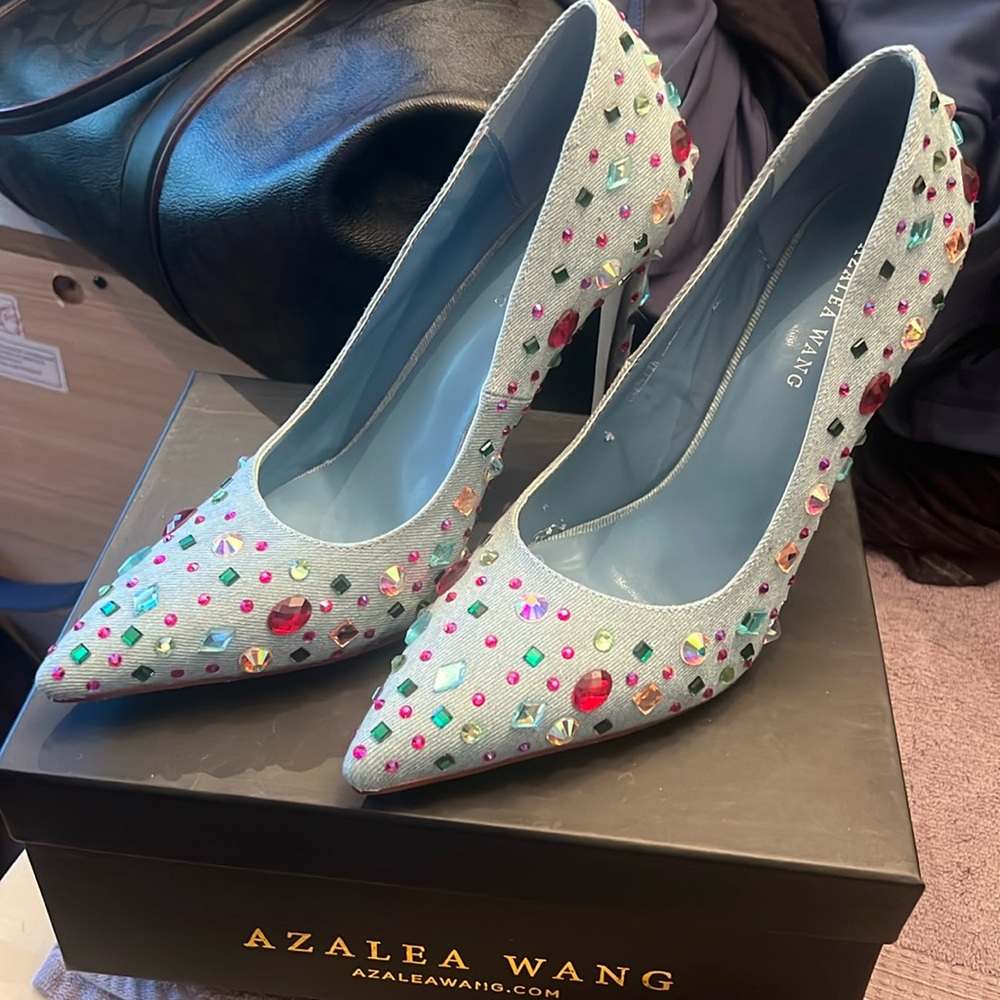 Beautiful denim pumps with gems!